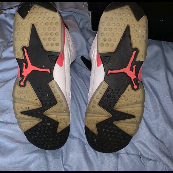 Jordan 6 (Gs) white infared sneakers - Picture 3 of 10